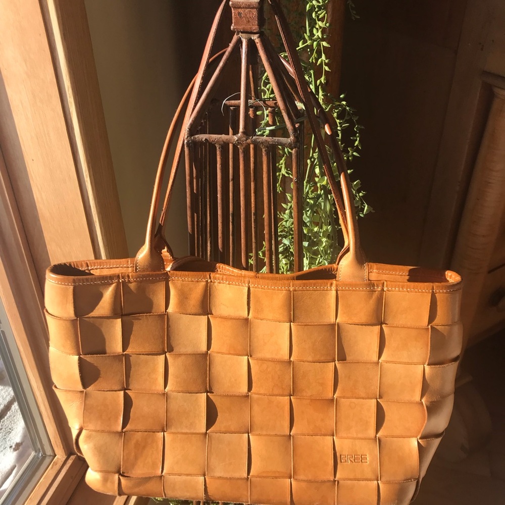 BREE- Vintage Leather Basket Weave Handbag